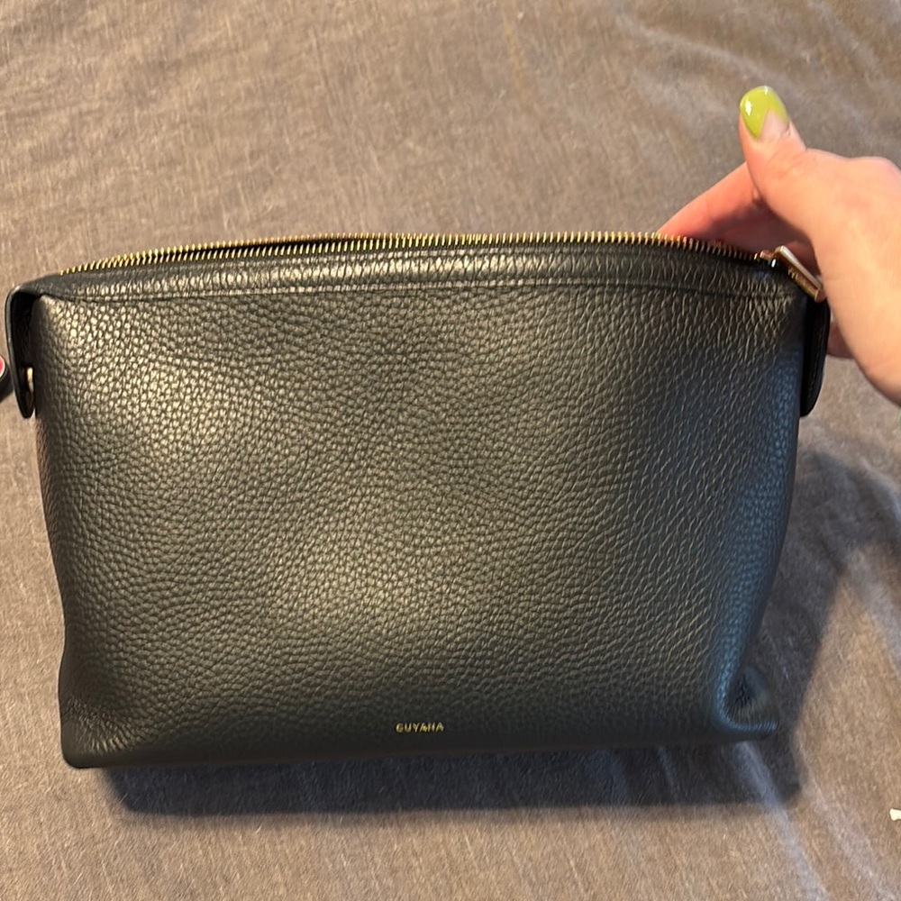 Cuyana Black Leather Pouch